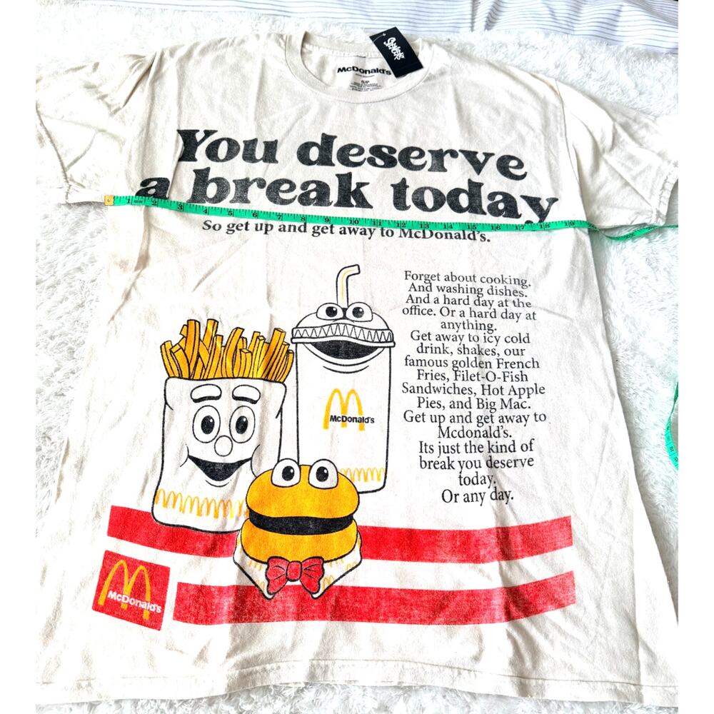 McDonald’s You Deserve a Break Today Retro Graphic Tee Small NWT - Picture 2 of 6
